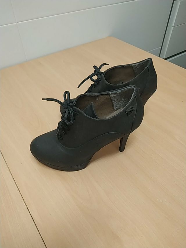 Zapatos tacón aguja