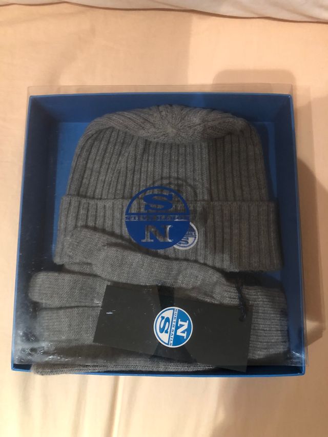 Gorro y guantes de lana North Sails