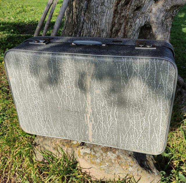 Maleta vintage marca Mik