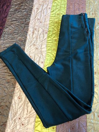 Jeggins Stradivarius de segunda mano por 5 EUR en Madrid en WALLAPOP