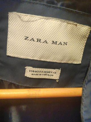 Chaqueta sahariana hombre azul marino Zara de segunda mano por 40 EUR en  Madrid en WALLAPOP