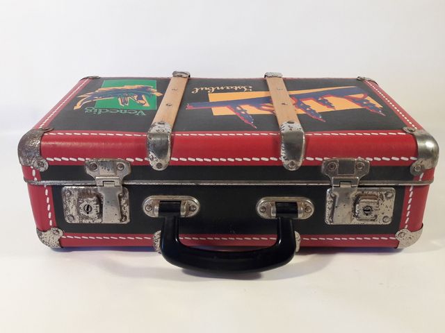 MALETA NIÑO ANTIGUA