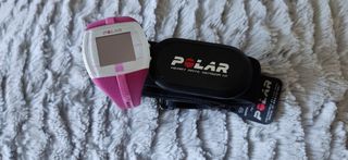 Pulsómetro Polar FT4 rosa de segunda mano por 9 EUR en Mérida en WALLAPOP