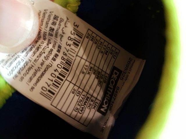 Botas fútbol. ¡SIN USAR!