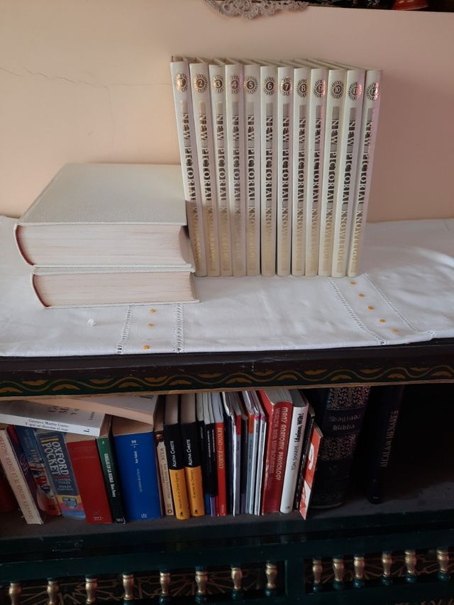 Enciclopedia totalmente EN INGLES.