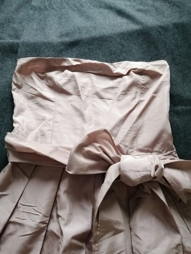Vestido de Zara palabra de honor en tafetán T-S.