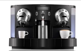 Cafetera Nespresso de segunda mano en Alcobendas en WALLAPOP