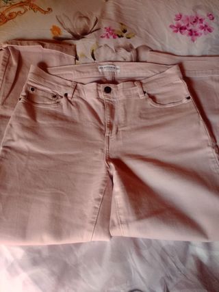 Cómo combinar pantalón rosa hombre? - Blog Moda Hombre