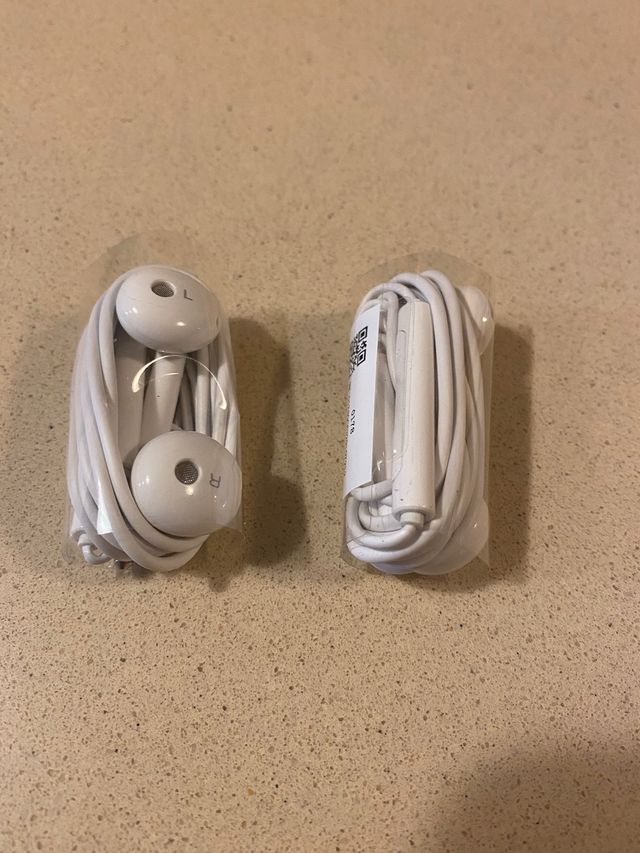 Auriculares Huawei.