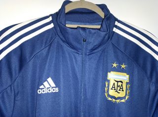 Sudadera Adidas Selección Argentina de segunda mano por 30 EUR en Madrid en  WALLAPOP