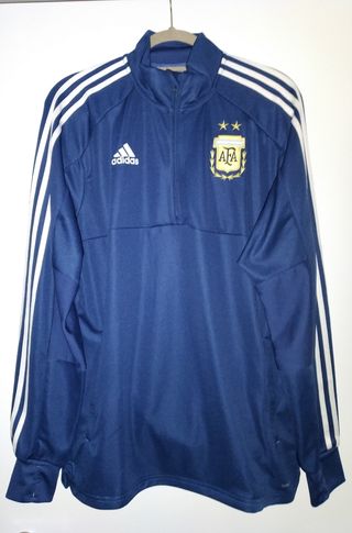 Sudadera Adidas Selección Argentina de segunda mano por 30 EUR en Madrid en  WALLAPOP