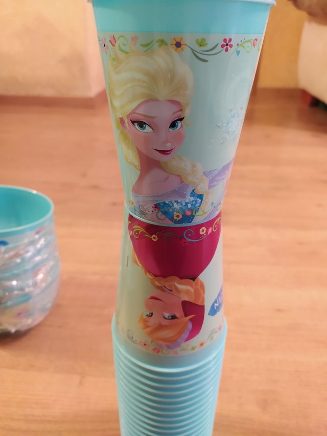 Vajilla Frozen Cumpleaños