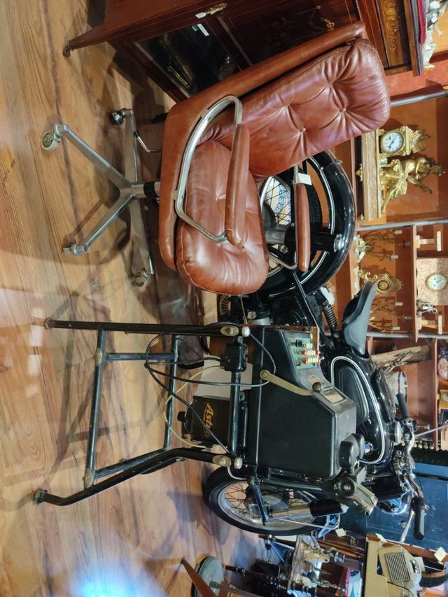 maquina sumadora antigua Astra de 1922.