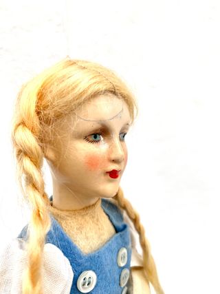 ANTIGUA MUÑECA HOLANDESA