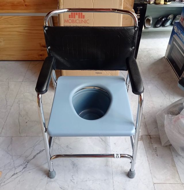 Inodoro para personas mayores