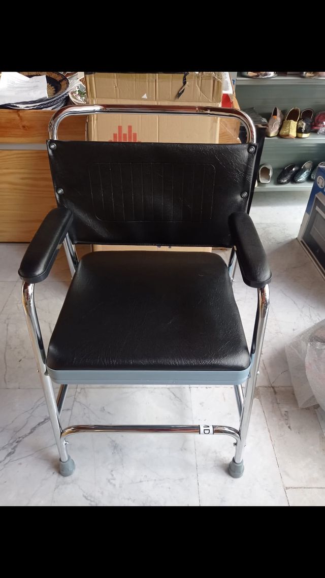 Inodoro para personas mayores