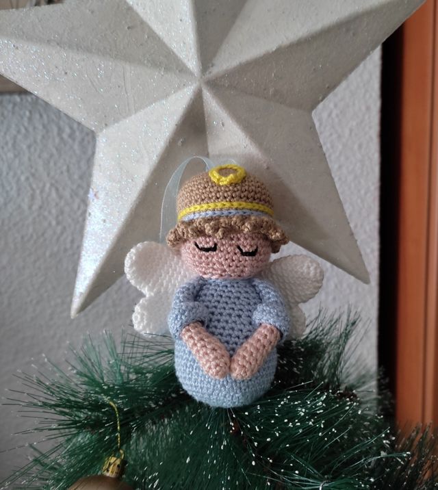 Ángel amigurumi