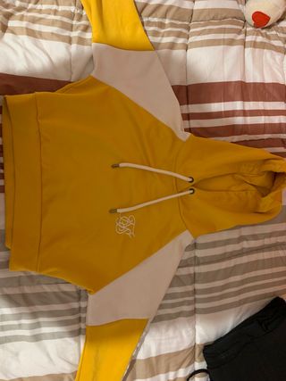 Chandal Siksilk amarillo mujer de segunda mano por 30 EUR en Móstoles en  WALLAPOP