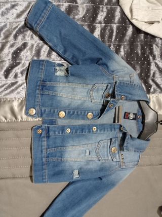 Chaqueta Bebé – Zara Baby a Cuadros con Capucha de Segunda Mano – Ropasion