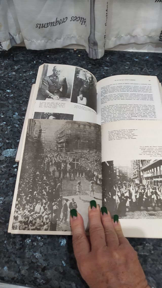 2 El dia que murió Guernica. Ikurriña Historia y S