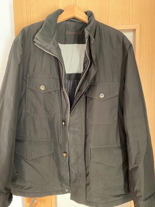 Abrigo Emidio Tucci Gore Tex de segunda mano por 20 EUR en San Lorenzo de  El Escorial en WALLAPOP