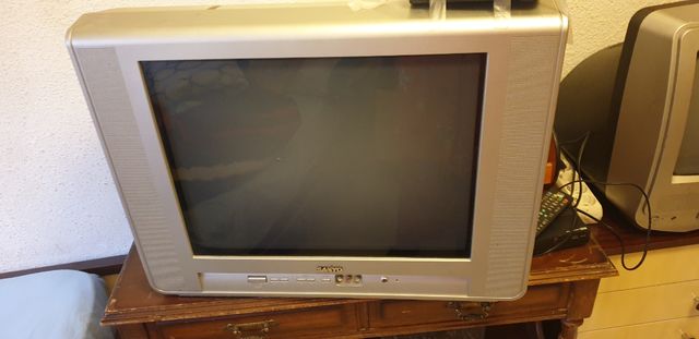 tv sanyo 20€ e con el tdt 25€