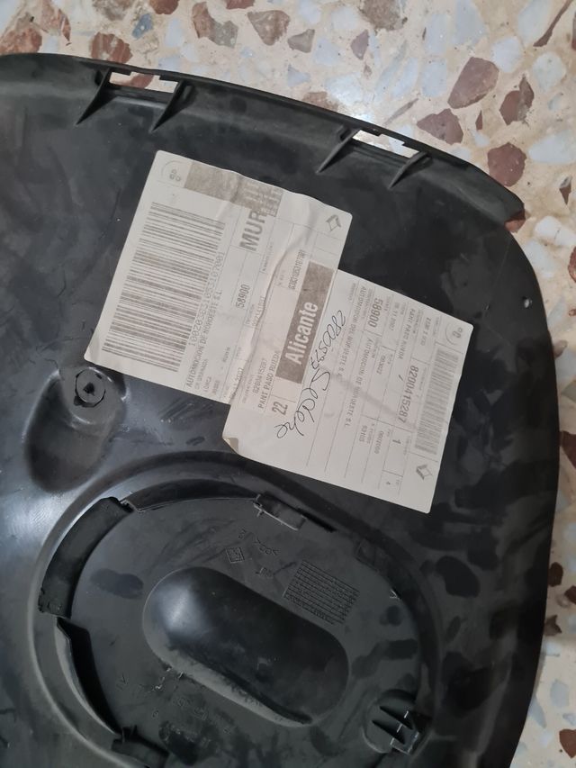 guardabarros delantero Renault megane