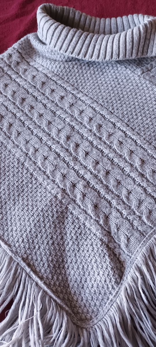 Poncho Andrea Milano