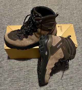 Botas de Montaña y Trekking GoreTex Hombre Tecnica de segunda mano por 90  EUR en Granada en WALLAPOP