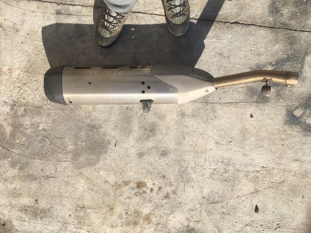 Silenciador derecho adicional bmw 1600