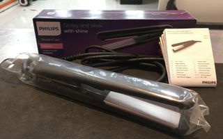 PLANCHA DE PELO PHILIPS GLOSSY AND SLEEK de segunda mano por 11,95 EUR en  Gijón en WALLAPOP
