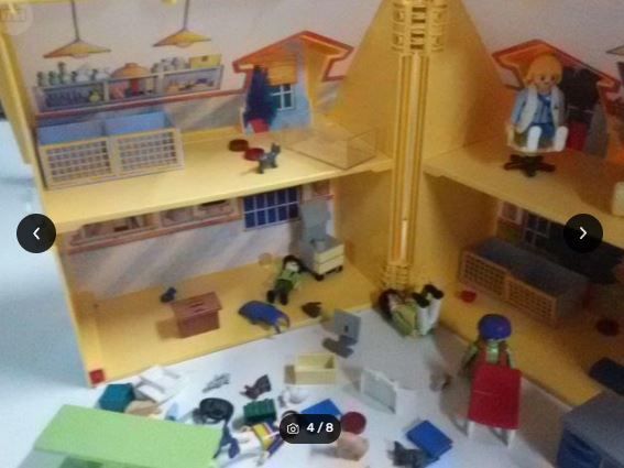 CLÍNICA VETERINARIA PLAYMOBIL MEDICOS