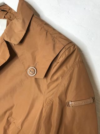 GABARDINA PEUTEREY TALLA 42 camel