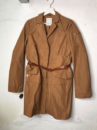 GABARDINA PEUTEREY TALLA 42 camel