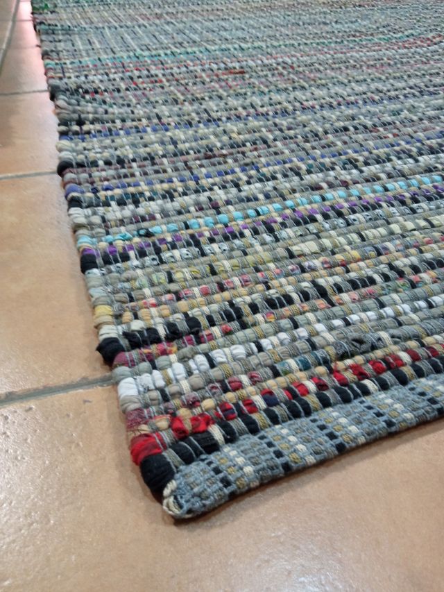 TAPPETO NUOVO DI ZECCA in vendita