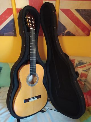GUITARRA FLAMENCA PRO FL LUTHIER A\u0026amp;B de segunda mano por 900 EUR en  Parla en WALLAPOP