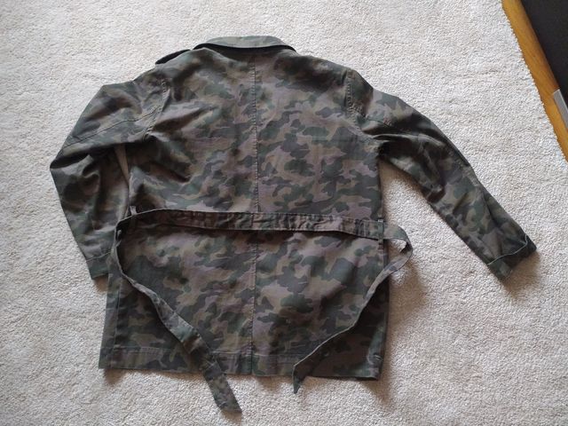 Chaqueta militar larga
