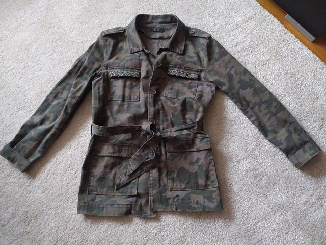 Chaqueta militar larga