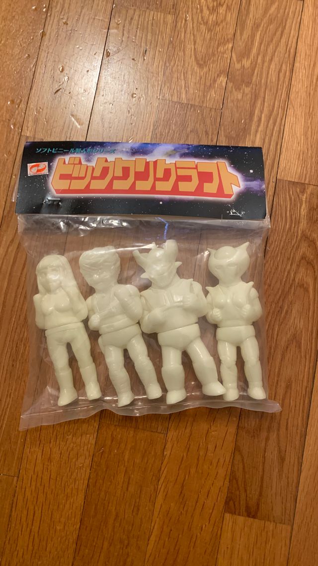 Figure in vinile fosforescenti Mazinger