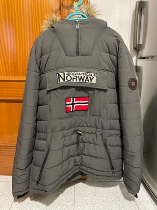 Abrigo Geographical Norway de segunda mano por 48 EUR en Majadahonda en  WALLAPOP