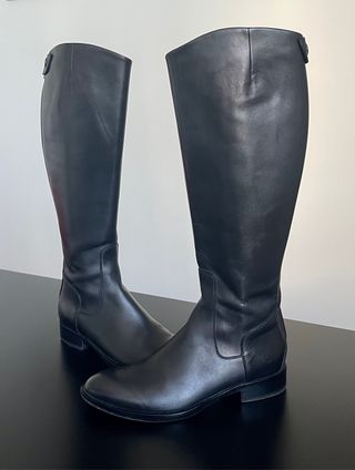 Botas altas piel mujer Hugo Boss talla 36 de segunda mano por 80 EUR en  Cádiz en WALLAPOP