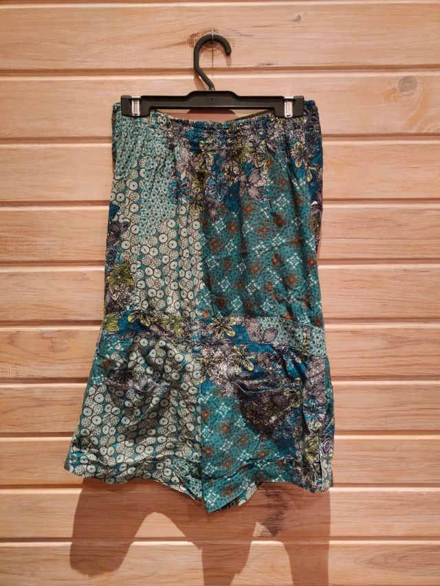 👗Mono colorido bershka talla S