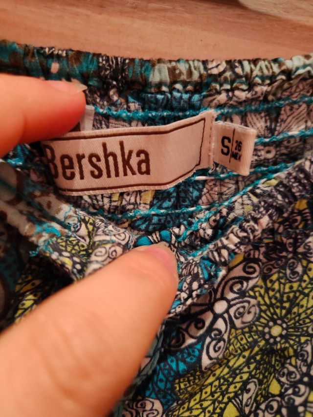 👗Mono colorido bershka talla S