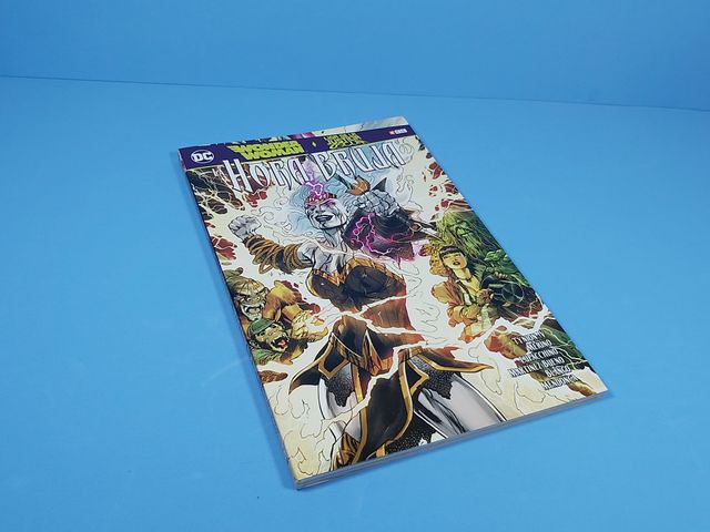 WONDER WOMAN / LIGA DE LA JUSTICIA OSCURA: LA HORA