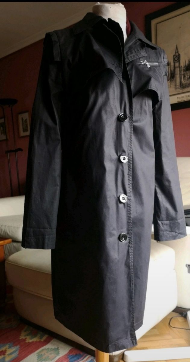 Gabardina Armani azul marino 