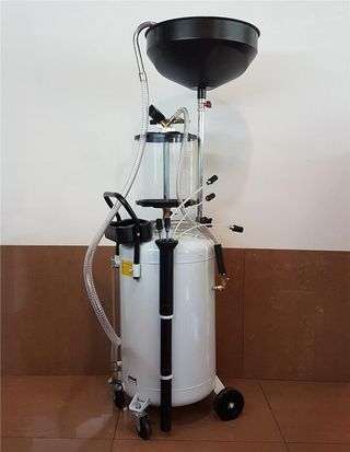 Girona, recogedor aceite coches, aspirador aceite de segunda mano por  191,91 EUR en Murcia en WALLAPOP