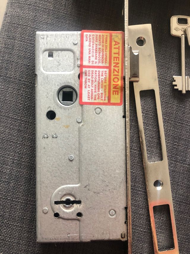 Cerradura CISA 57211