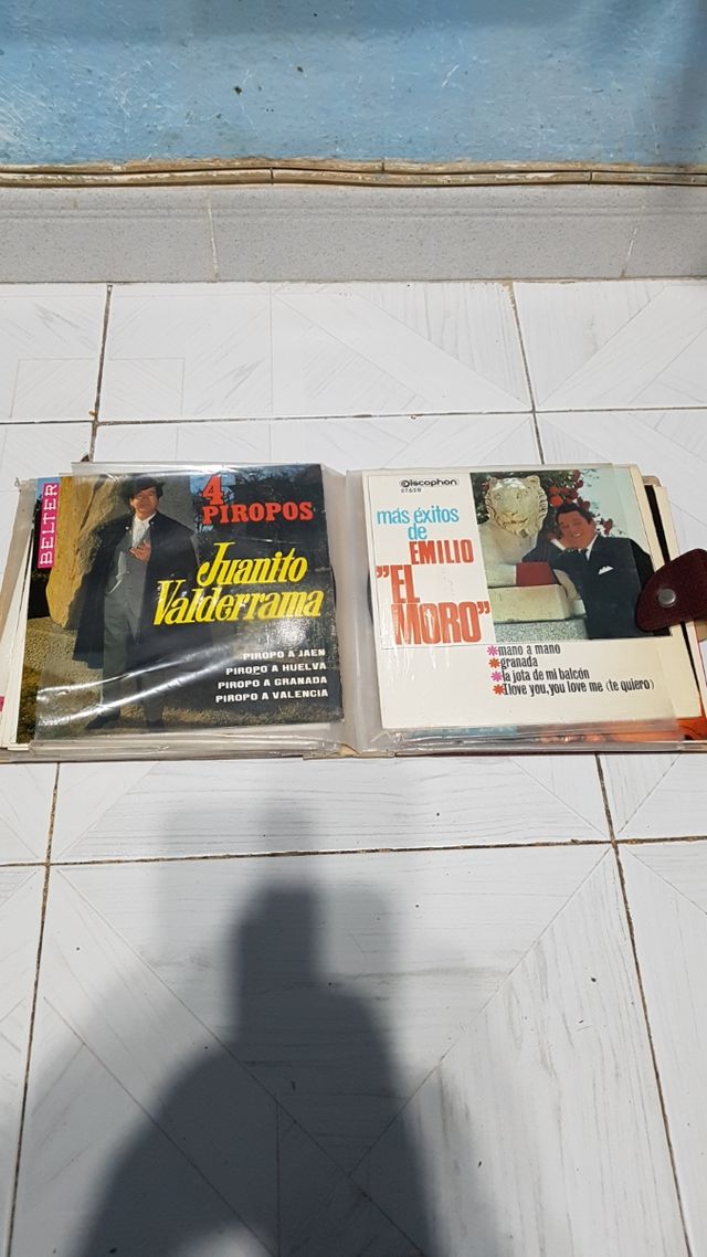 discos de vinilo antiguos.