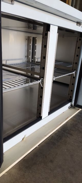 bajo mostrador refrigerado de 1795mm
