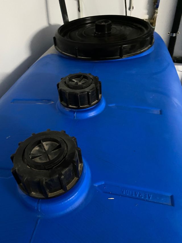 Depósito agua potable 1500 litros de polietileno de segunda mano por Depósito agua potable 1500 litros de polietileno de segunda mano por